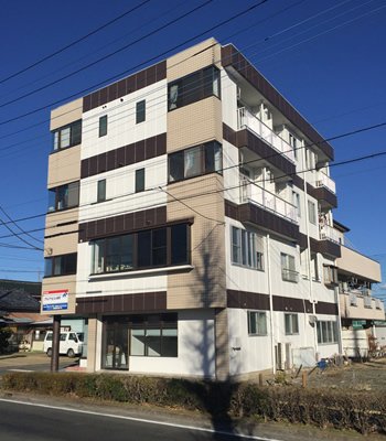 前橋市南町4丁目37-1アルファビル外観